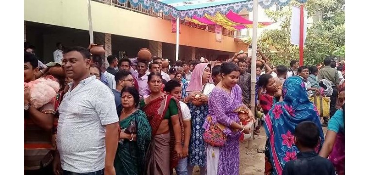 মান্দায় ভগবান রাম চন্দ্রের জন্ম উৎসব পালন হাজারো ভক্তবৃন্দের ঢল