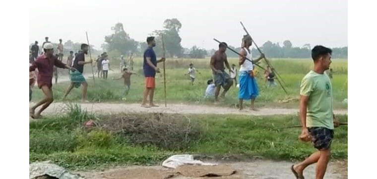 শিবগঞ্জে দু’গ্রুপের মধ্যে সংঘর্ষ, আহত ১৫