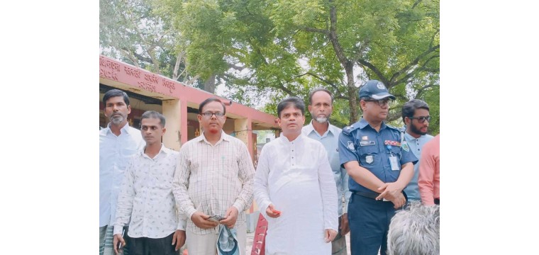 মান্দায় আইনশৃঙ্খলা বজায় রাখতে মতবিনিময় ও প্রতিরোধ কমিটি গঠন 