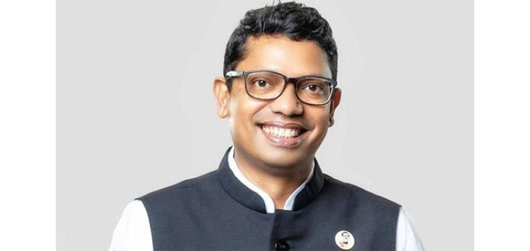 তিনবার প্রতিমন্ত্রী হিসেবে দায়িত্ব দেওয়ায় প্রধানমন্ত্রীর প্রতি পলকের কৃতজ্ঞতা