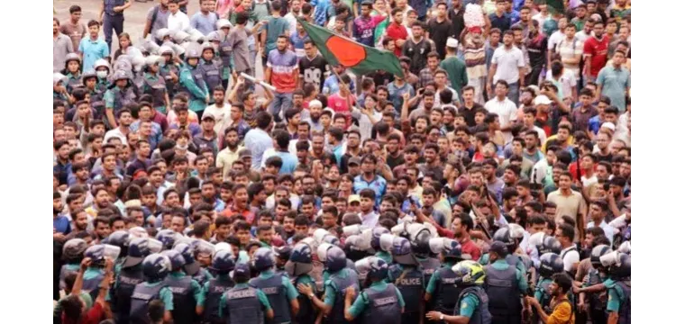 শাহবাগে সড়ক অবরোধ প্রত্যাহার, নতুন কর্মসূচি ঘোষণা