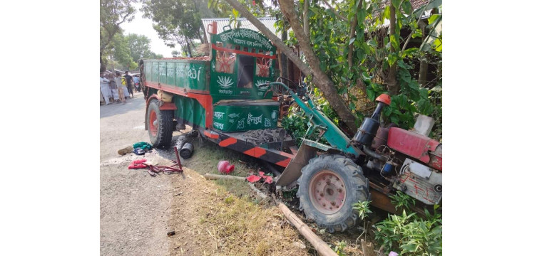 চাঁপাইনবাবগঞ্জের শিবগঞ্জে ট্রলি-অটোরিক্সার মূখোমূখি সংঘর্ষে নিহত-১