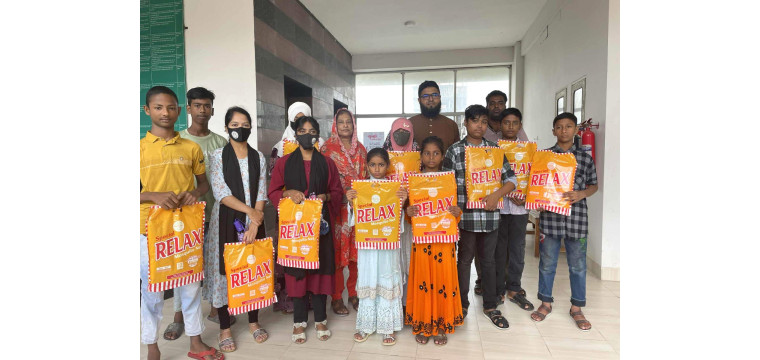 রাজশাহীতে ডেঙ্গু নিয়ন্ত্রণে সুবিধাবঞ্চিত শিশুদের মাঝে লফস'র মশারি বিতরণ
