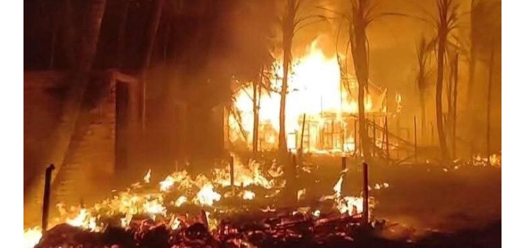 সেন্টমার্টিনে আগুনে পুড়ে ছাই ৩ রিসোর্ট