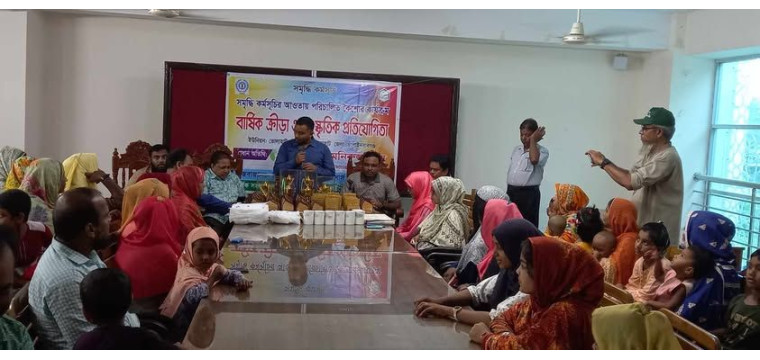 ভোলাহাটে ভার্কের বার্ষিক ক্রীড়া ও সাংস্কৃতিক প্রতিযোগিতার পুরষ্কার বিতরণ ও আলোচনা সভা অনুষ্ঠিত!