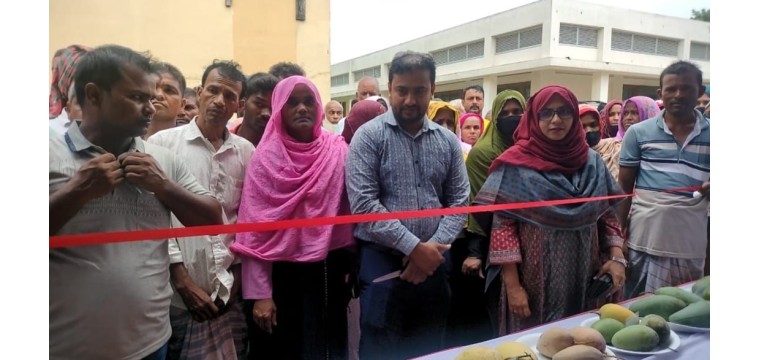 নাচোলে জাতীয় ফল মেলা অনুষ্ঠিত 