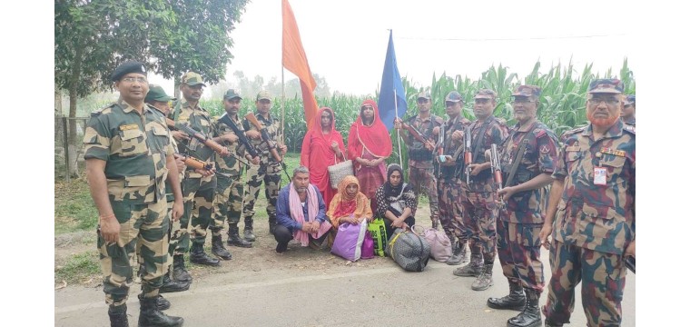 পতাকা বৈঠকের মাধ্যমে ৫ জনকে ফেরত দিল বিএসএফ