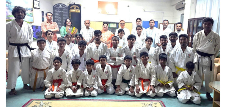 রাজশাহী শিক্ষা বোর্ডের কারাতে টিমের পরীক্ষা ও সনদপত্র বিতরণ