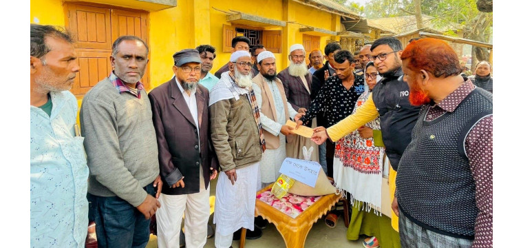 ভোলাহাটে ভস্মিভূত ৬ পরিবারের পাশে উপজেলা বিএনপি