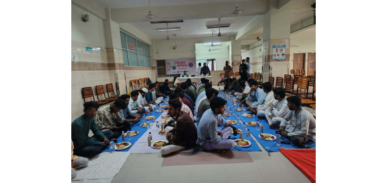 রমজানের মানবিক বার্তা ছড়িয়ে দিতে স্পর্শ ফাউন্ডেশনের ইফতার মাহফিল ও সাবলম্বী করণ অনুষ্ঠান