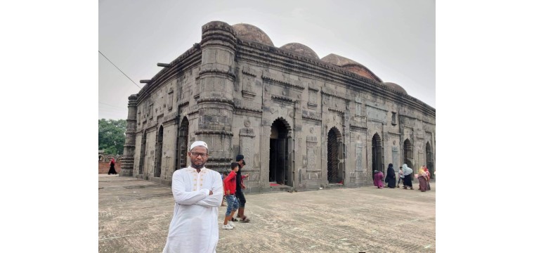 ৫০০ বছরের সাক্ষী চাঁপাইনবাবগঞ্জের ঐতিহাসিক ছোট সোনামসজিদ- মোয়াজ্জেম হোসেন মেহেদী