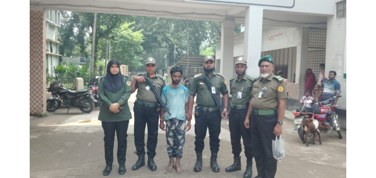 শিবগঞ্জ স্বাস্থ্য কমপ্লেক্সে মহিলা ওয়ার্ড থেকে রোগীর স্বজনের মোবাইল চুরি, ১০ মিনিটে উদ্ধার করেছে আনসার সদস্যরা