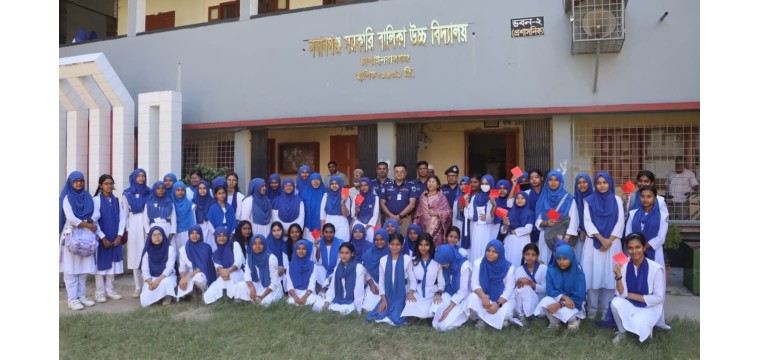 চাঁপাইনবাবগঞ্জ সরকারি বালিকা উচ্চ বিদ্যালয়ে সামাজিক সচেতনতামূলক কর্মশালা অনুষ্ঠিত